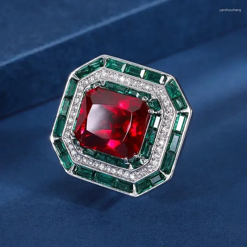 Pendentif Colliers Ne'wTreasure Cuivre Fond Plaqué Or Simulation De Mode Émeraude Rouge Corindon Luxe Ensemble Carré 12 14 Bague Tête