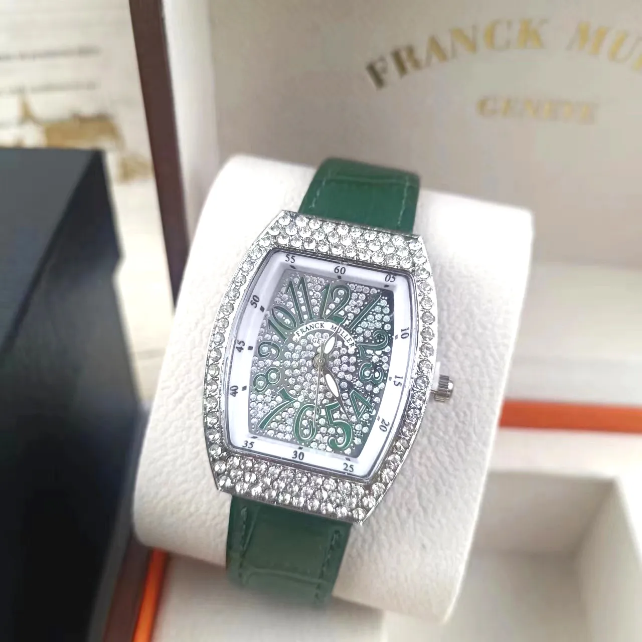 Haute Qualité Hommes Femmes Montre Plein Diamant Glacé Sangle Designer FRANCK MULLER Montres Mouvement À Quartz Couple Amoureux Horloge Montre-Bracelet 4842