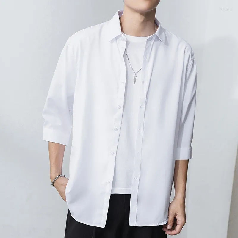 Mäns casual skjortor Summer Korean Fashion Shirt Harajuku White Men Top Quality Classic Seven-Point Sleeve Vintage Button Bluses