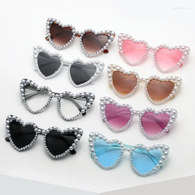 Sunglasses 2023 Retro Heart-Shaped Imitation Pearl Frame Women Fashion Eyewear Men's Cat Eye Sun Glasses Beach Shades UV400