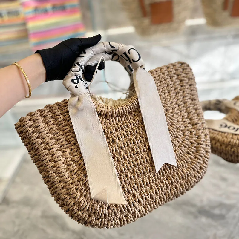 Borse circolari di paglia da spiaggia da donna firmate Borse da weekend leggere Borse minimaliste con manico superiore Borsa casual con sete e raso 24 cm