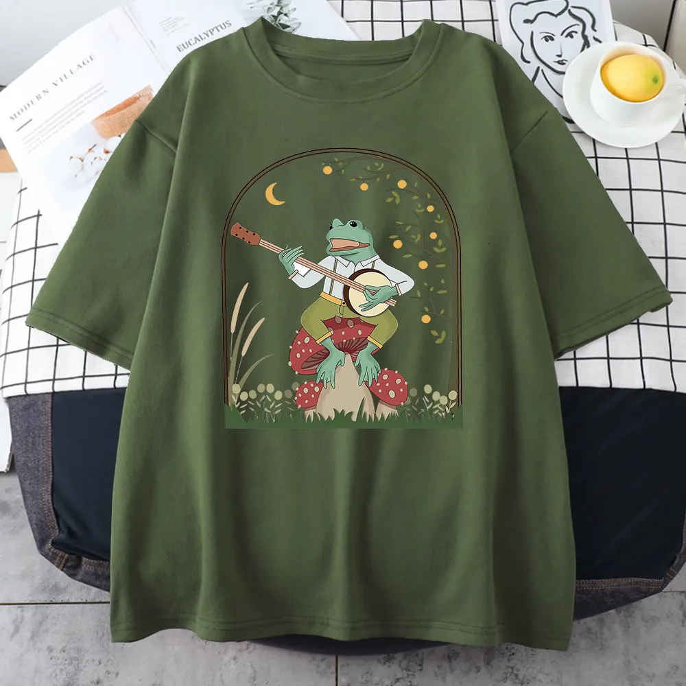 Erkek Tişörtler Cottagecore Estetik Kurbağa Mantarda Banjo Oynuyor Sevimli Vintage Erkek Tişört Pamuklu Tee Giysileri Yaz Anime T-Shirts 230425