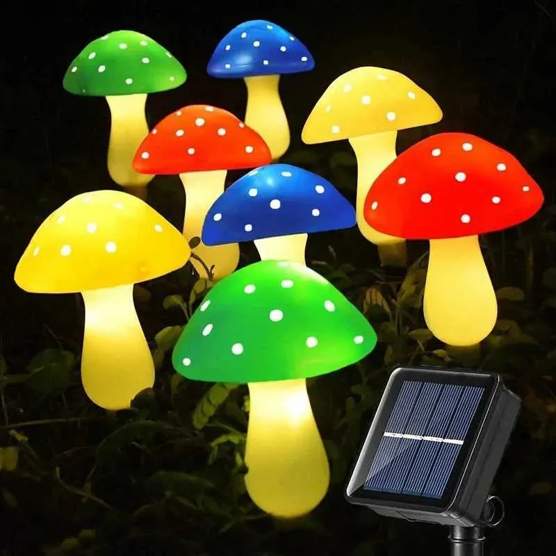 Lampy trawnikowe grzyby 3/6/8 grzyby lampy 8 trybów zewnętrznych wodoodpornych świateł ogrodowych zasilanych ogrodami trawnik Q231125
