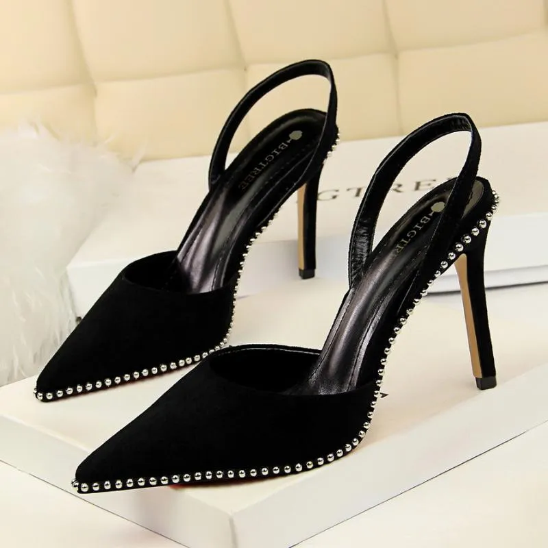 Dress Shoes Koovan Women's Pumps Sandals 2023 Sexy Nightclub High-heeled Suede Shallow Mouth Hollowed Rivet Pointed Women