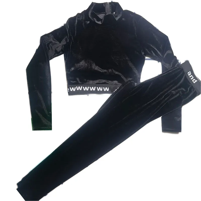 يوجا قمم طماق مجموعة TrackSuits رسائل متشابكة Activewear Sport Gym Black مبطنة اليوغا