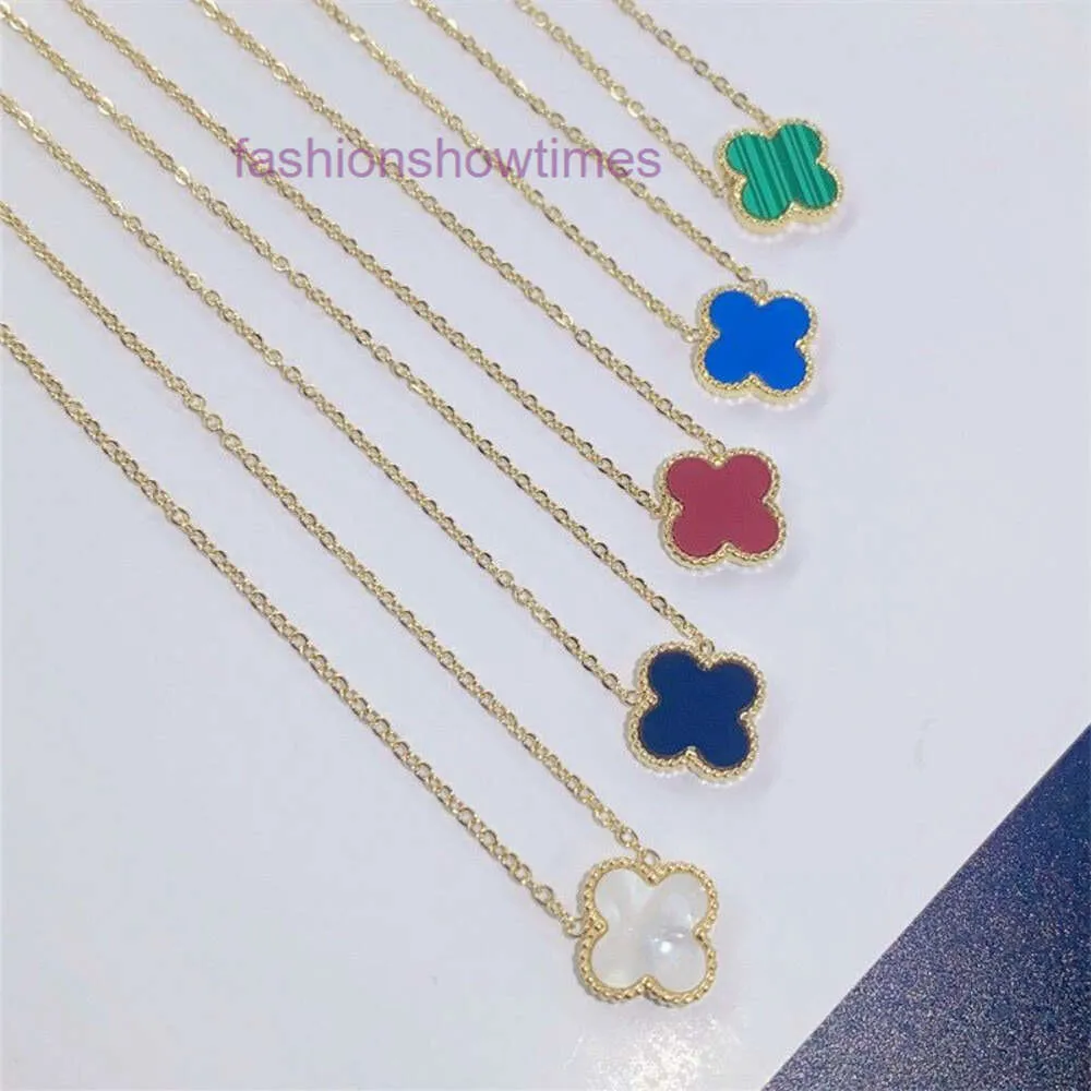 clovers necklace designer luxury new classic pendant necklace bracelet earrings gold and silver jewellery ladies engagement party gifts