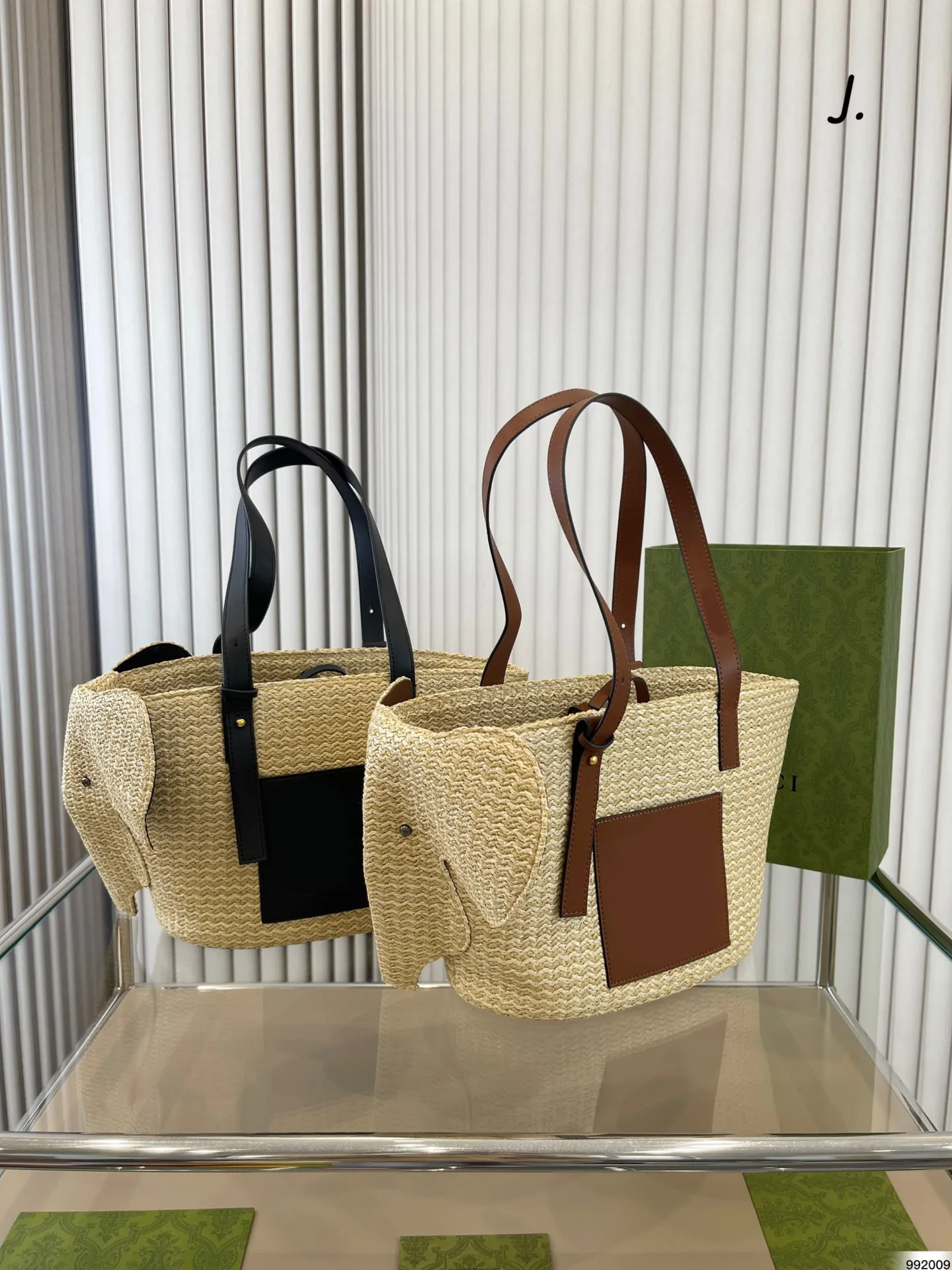 Designer female bag Raffia grass baby elephant Tote bag capacity really needless to say too full of art breath travel essential natural wind design