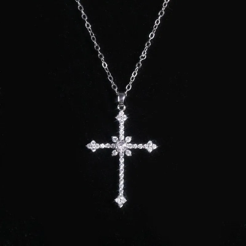 Pendanthalsband 1st Imitation White Gold Necklace Ladies Cold Wind Full Of Diamonds Star Shining Cross Pendant Jewelry 230425