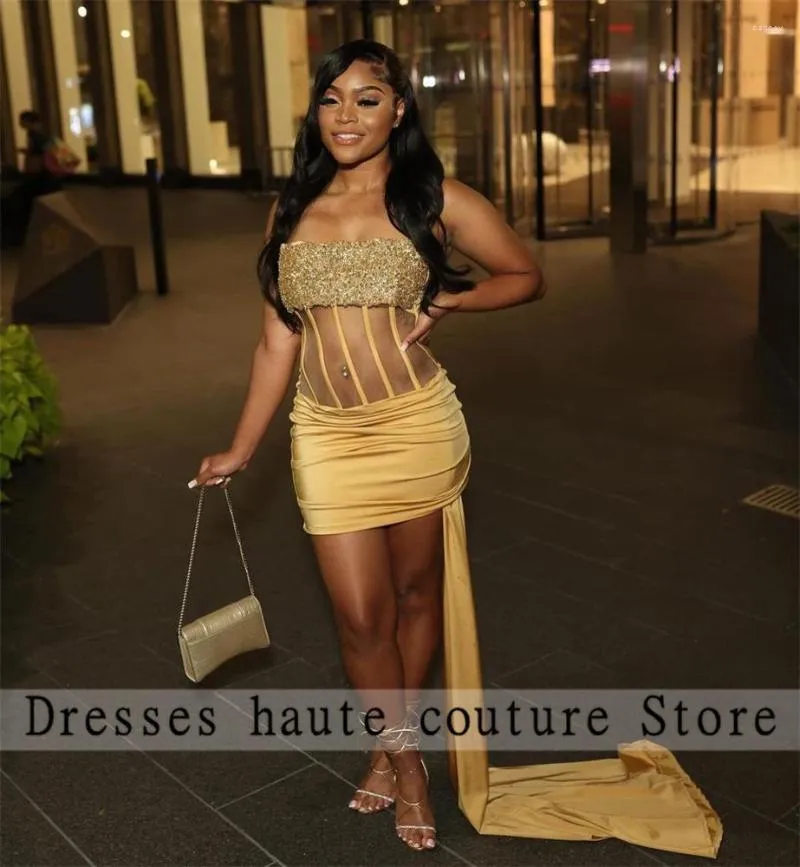 Party Dresses African Sexy Gold See Through Short Prom 2023 Foe Black Girls paljetter Födelsedagsklänningar Mini cocktailklänning