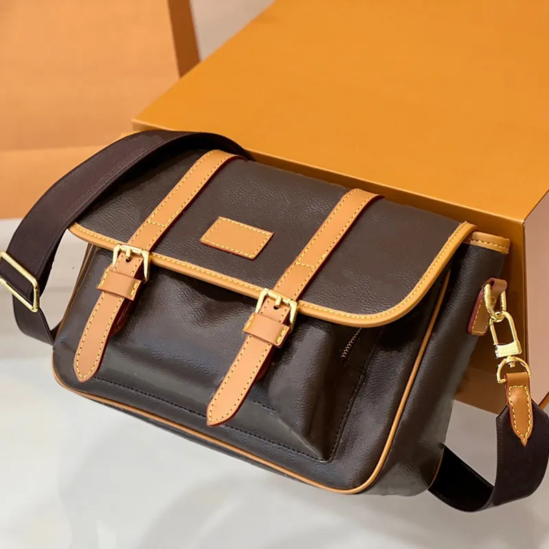 Mannen schoudertassen ontwerper Crossbody tas dames heren messenger handtas luxurys handtassen grote capaciteit flap portemonnee mode boek pakket school buiten