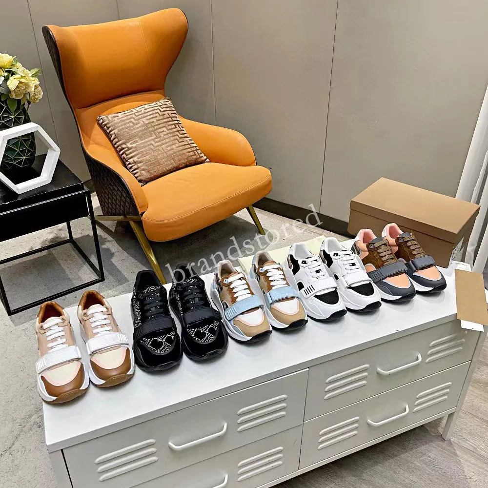 Striped Vintage Casual Platform Sneakers for Women Men PU Leather Buckle Spring 2024 Trainers Breathable Black White