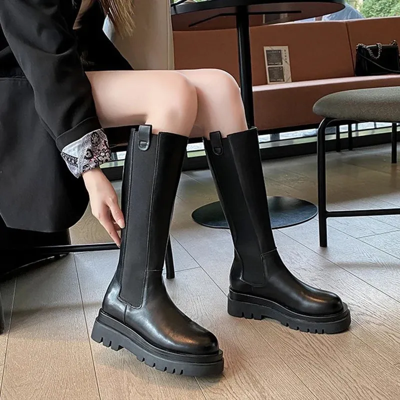770 moda kobieta bez poślizgu Wodoodporna zimowa zamek błyskawiczny skórzane kolano wysokie kobiety Chunky platforma długie buty 231124