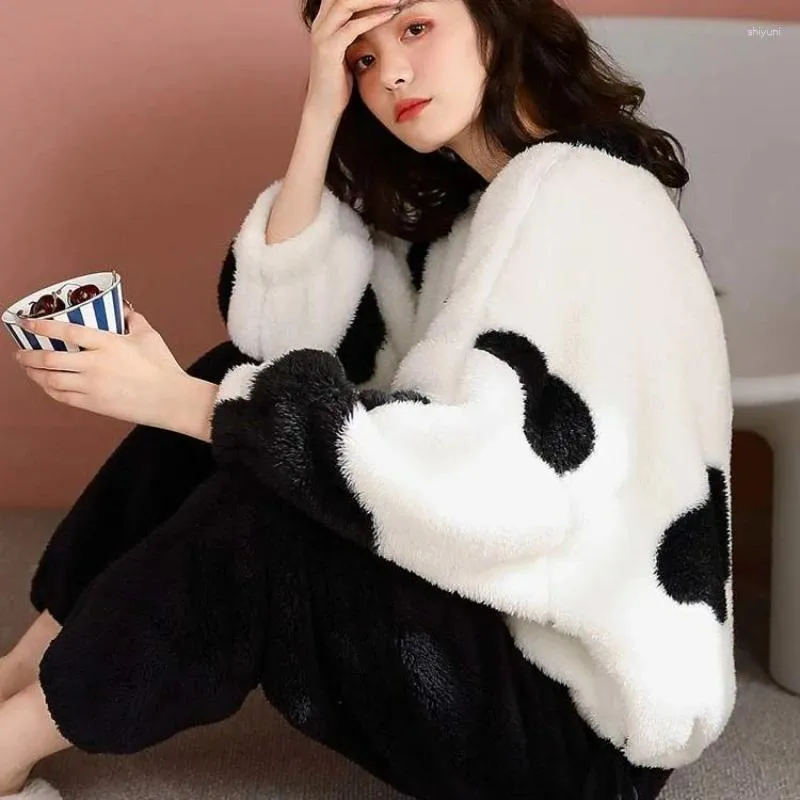 Indumenti da notte da uomo Mucca Pigiama Lady Autunno Inverno Servizio a domicilio Corallo Flanella Carino Studente Camicia da notte Addensato Fluffy Pullover Homewear