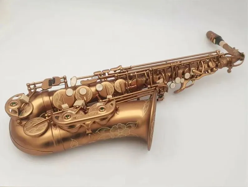 Nouvelle finition antique de haute qualité Eb E-flat Saxophone Alto Sax Shell Key Carve Pattern Instrument à vent avec étui Autres accessoires 2023