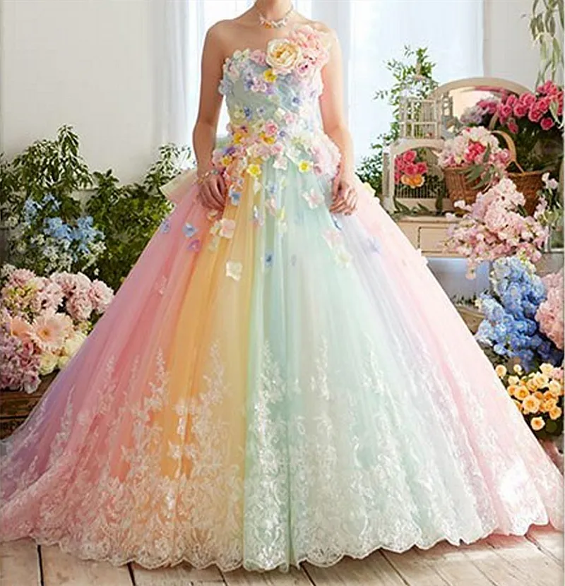 Całkowite kolorowe tęczowe sukienki na studniowe tiul z 3D Flower Lace Appliques Długość podłogi Puffy księżniczka Quinceanera sukienka Brithday Party Suknie 2023