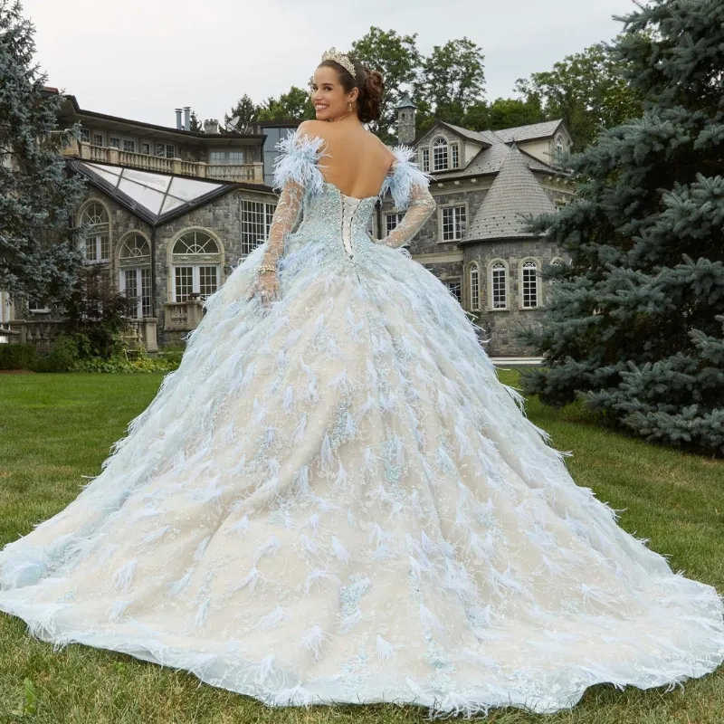 Bleu ciel clair chérie Quinceanera robe hors épaule Appliques plumes paillettes fête princesse douce 16 robe de bal robes de 15 ans