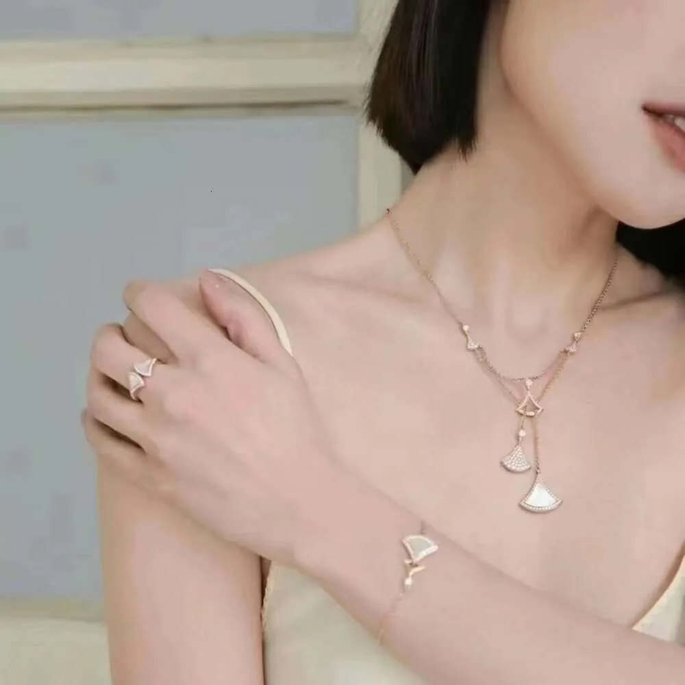 High Version Multi Piece Dresses Necklaces Couples Fashionable Personalized Pendants Women