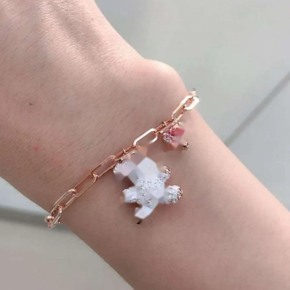 Swarovskiso armband designer kvinnor toppkvalitet söt och barnslig vit nallebjörn armband för kvinnor med element fulla av diamantrosa hjärtslag liten björn