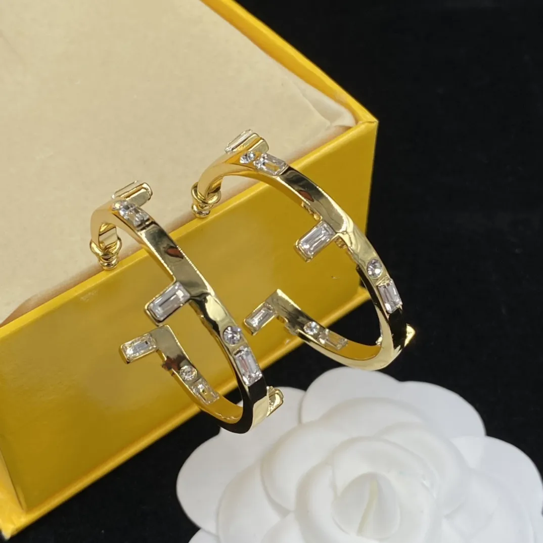 2023 Earrings Engagement Wedding Ladies Drop Earrings Pearls Valentine's Day Gifts24