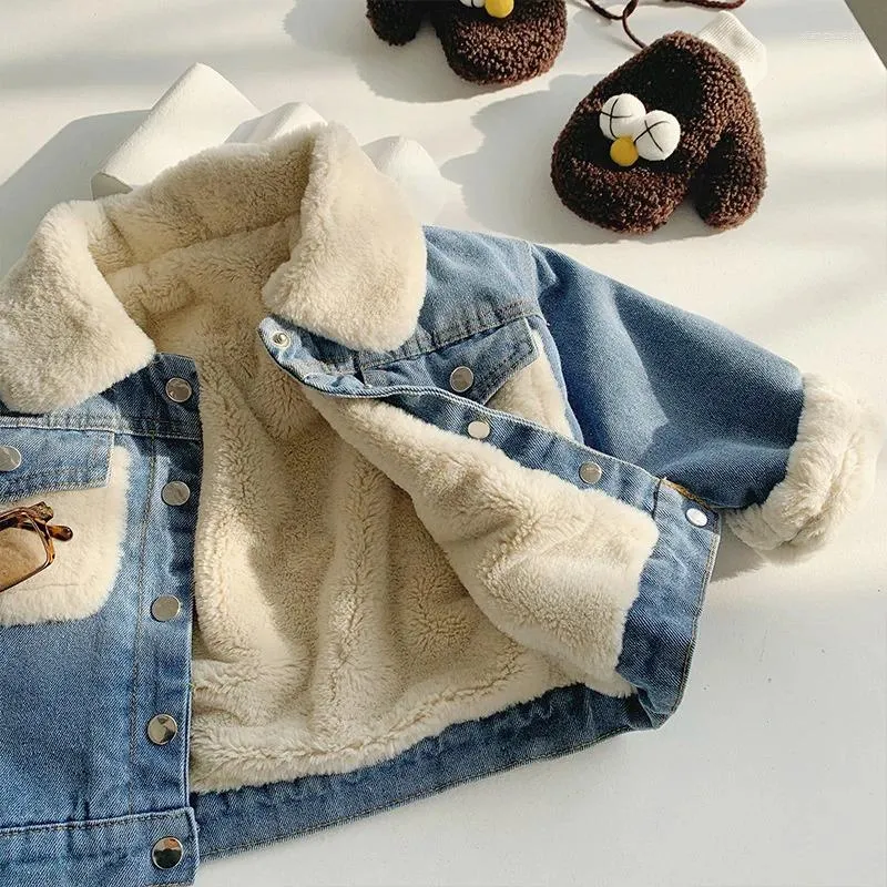 Kurtki zimowe koreańskie dżinsy dzieci aksamitne dżinsowe kurtka dla dzieci płaszcz dziecięcych dziewczynki odzież wierzchnia płaszcza miota