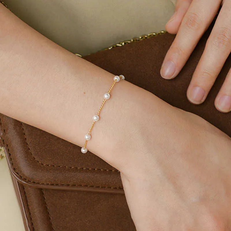 Bransoletki uroku proste streetwear eleganckie perły bransoletki srebrne kolorowe koraliki łańcuch dla damskich łańcuch gotyczy na ręce urok biżuteria kpop z0426