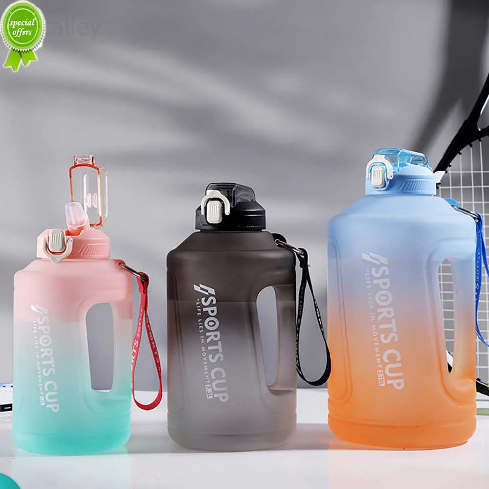 Yeni Spor Su Şişesi Hatırlatıcı Silikon Sit Saman Saman Suyu Ürünleri Fitness Büyük Şişeler 1500ml / 2300ml / 3800ml Spor