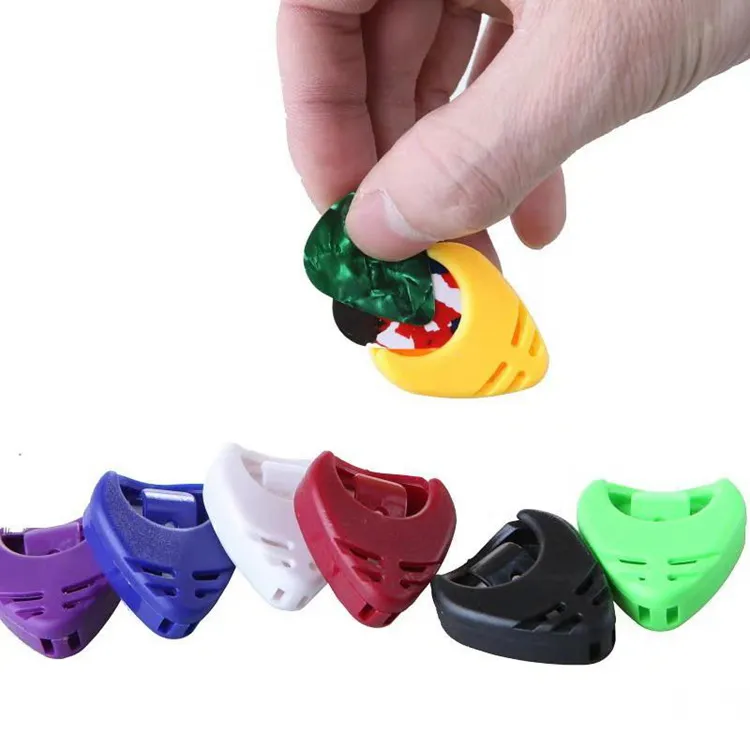 1PC Portable Guitar Picks Holder Plectrum Holder Plastic Plectrum Case Mediator Quick Storage Self Adhesive Random Color