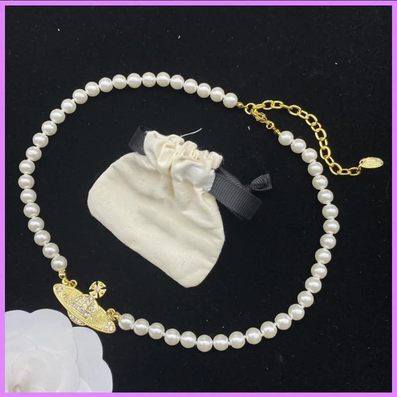 Ufo 2024 pearl necklace