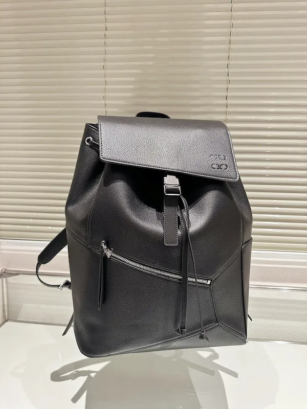 Womens mini backpack mens cowhide shoulder fashion bag wallet shoulder bag lightweight small casual daily travel backpack gift black