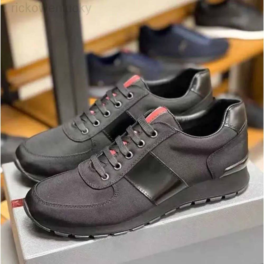 Prades Running Uomo Sneakers Scarpe da ginnastica Scarpe America Scarpe Cup Xl Pelle di alta qualit Vera piatta Nero Blu Stringata Casual Runner NO45