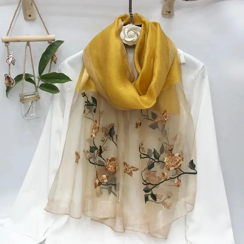 Foulards Mode plage étoles femmes écharpe soie laine broderie florale femme mince Foulard Bufanda Hijab enveloppes Pashmina châle foulards 231127