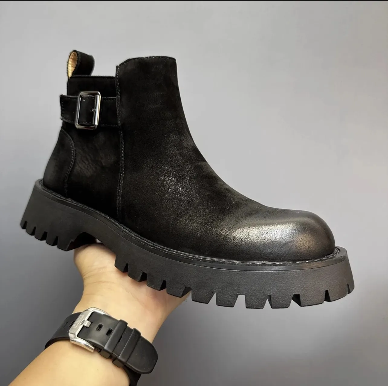 Mens Genuine Leather Desert Boots Retro Biker Boots, Vintage