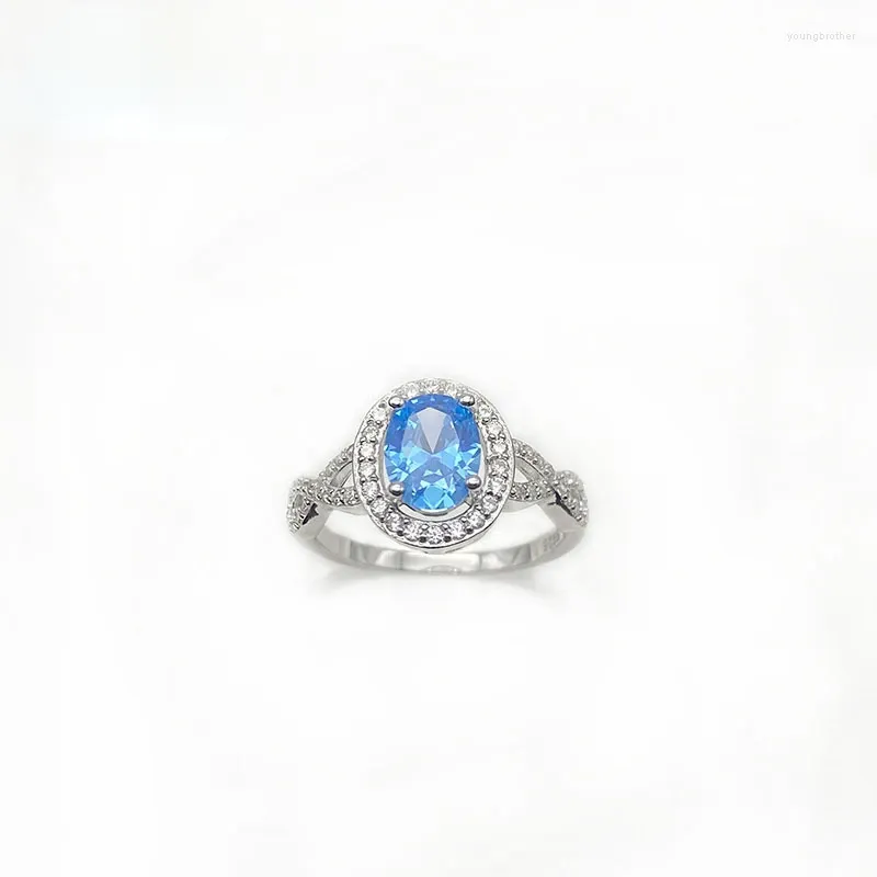 Bagues de cluster 2023 Mode S925 Sterling Argent Incrusté Bleu Clair Zircon Bague Pour La Proposition Des Femmes Européennes Et Américaines