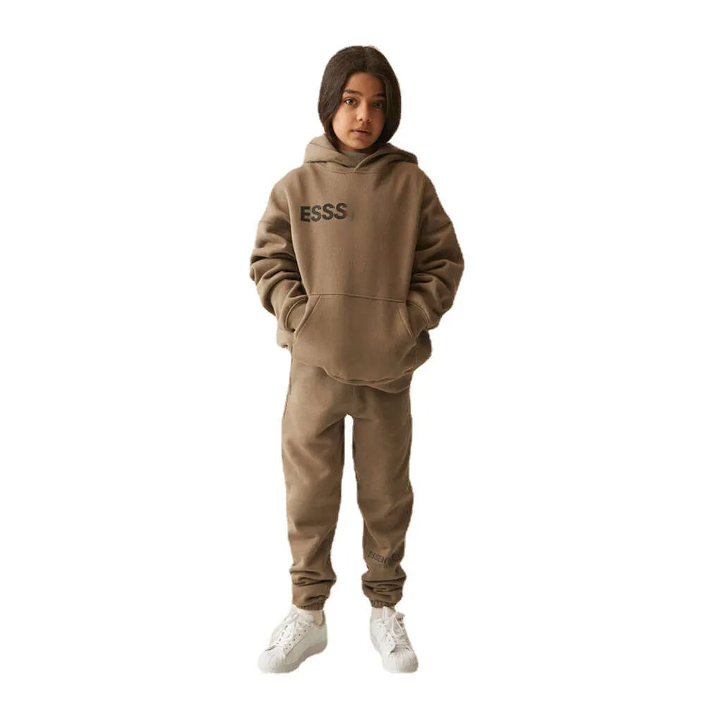 Designer Tracksuit Childrens Roupas Hoodies Conjuntos Pulôver Calças 2 Peças Marca Sólida Impressa com As Letras Golfinho Esportes Estilo Veludo Crianças Meninas 913ess