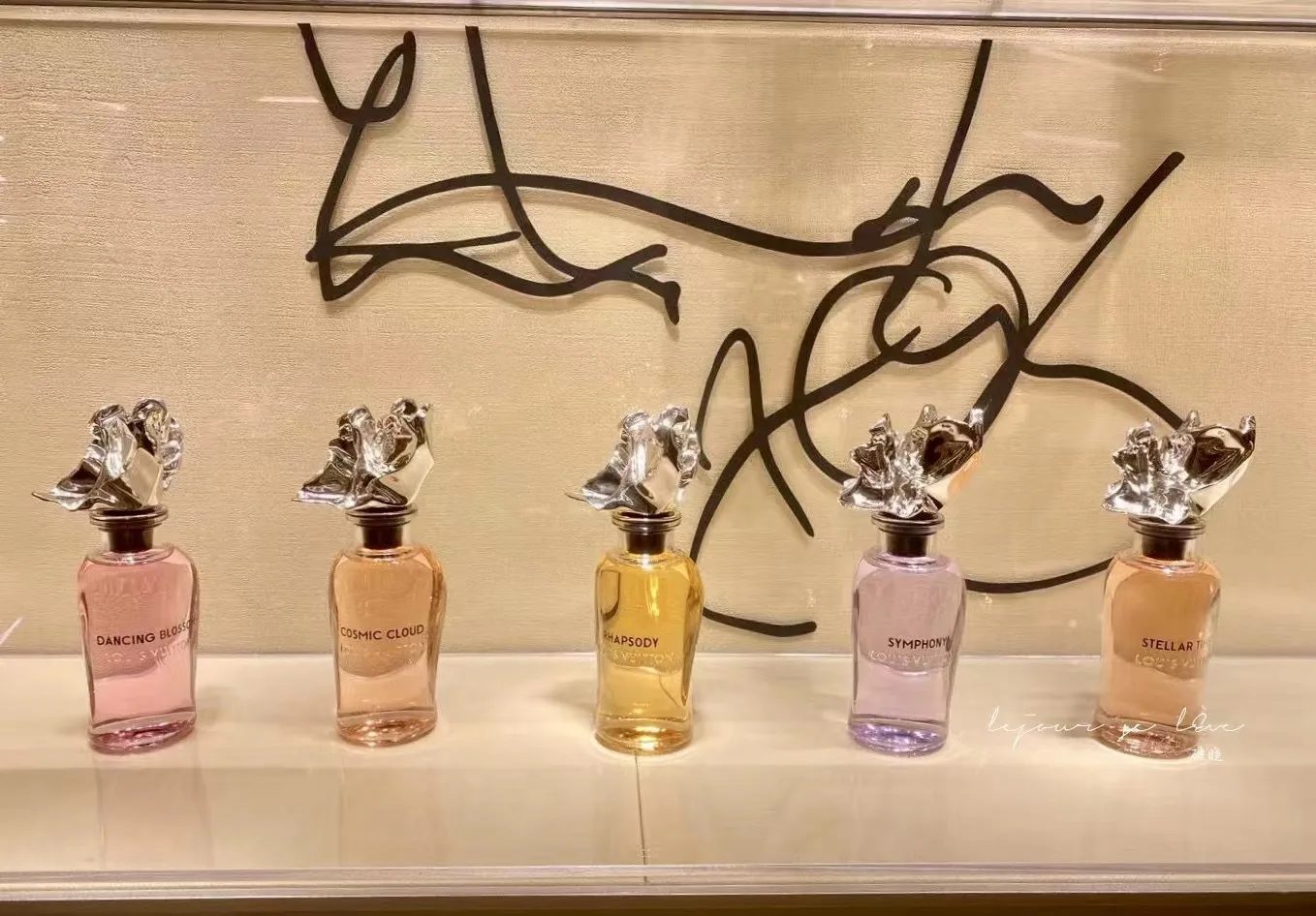 香水(女性用) SYMPHONY 100ml Louis Vuitton Symphony Parfum Spray 100ml / 3.4oz fragrance