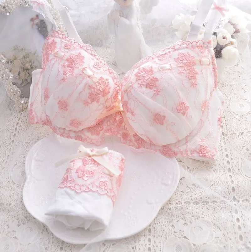 Bras Sets Japanese Style Super Cute Bra Panties Set Soft Sister Underwear  Sleep Intimates Set Sweet Kawaii Lolita Oversized 2 Colors 230427