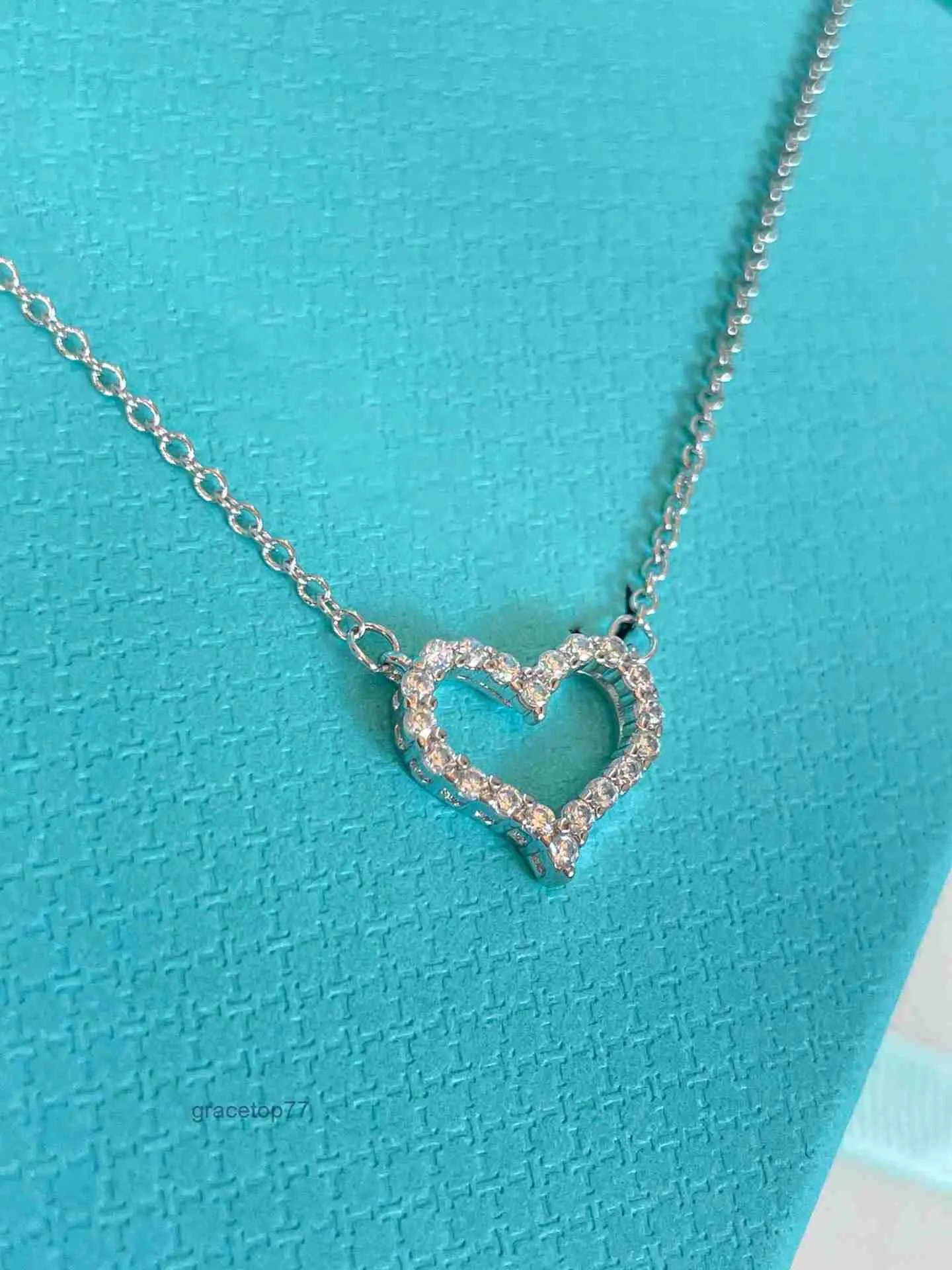 Cualquier joya, collares populares, edición alta, collar de amor profundo, colgante de corazón, juego de pegamento en forma de gota, caja colgante chapada en diamante, regalo para pareja