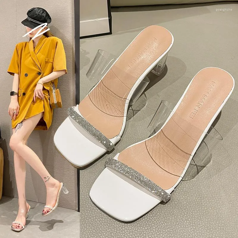 Pantoufles talons hauts strass fée sandales chaussures pour femmes 2023 été tempérament talon épais sangle transparente