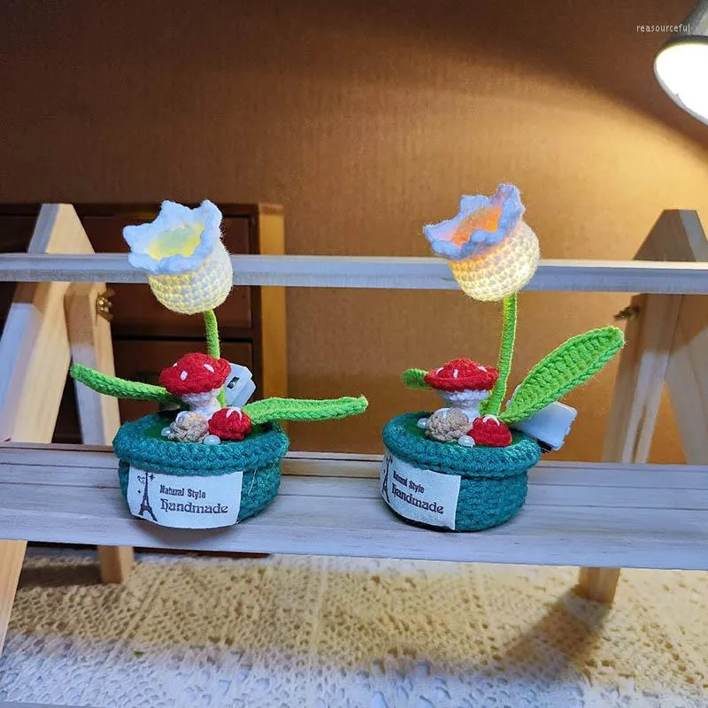장식용 꽃 손으로 뜨개질 버섯 테이블 램프 인공 조명 크로 셰 뜨개질 원본 선물