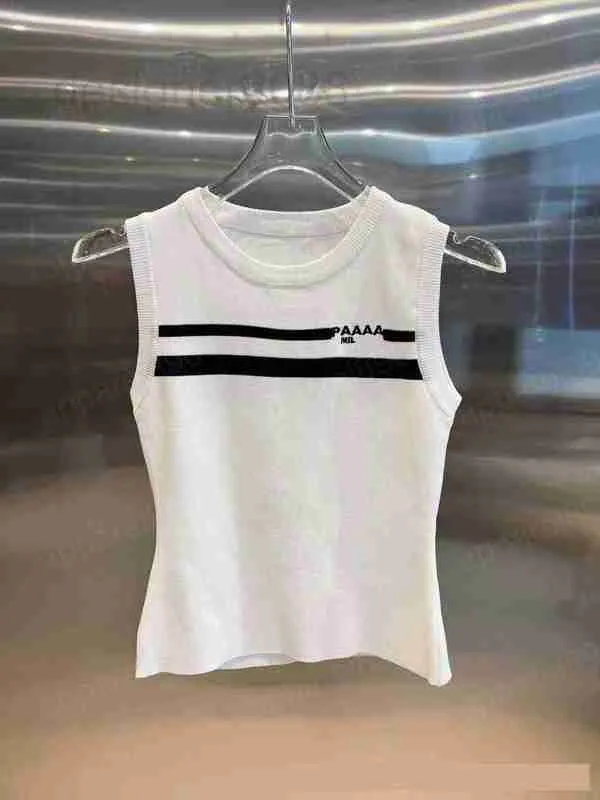 T-shirt pour femme Designer Womens Tanks Vest Gilet en tricot imprimé à rayures simple décontracté Haut en tricot à rayures imprimées Slim Fit Lettre T-shirts Mode Sexy Ladies 54RP