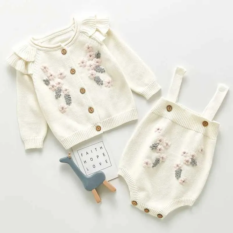 Ensembles de vêtements Nouveau printemps automne infantile bébé filles tricot à manches longues fleur manteau bretelles barboteuses vêtements ensembles enfants fille costume vêtements