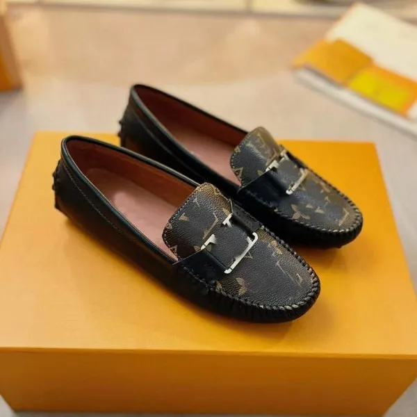 Ladies designer hotsell loafers
