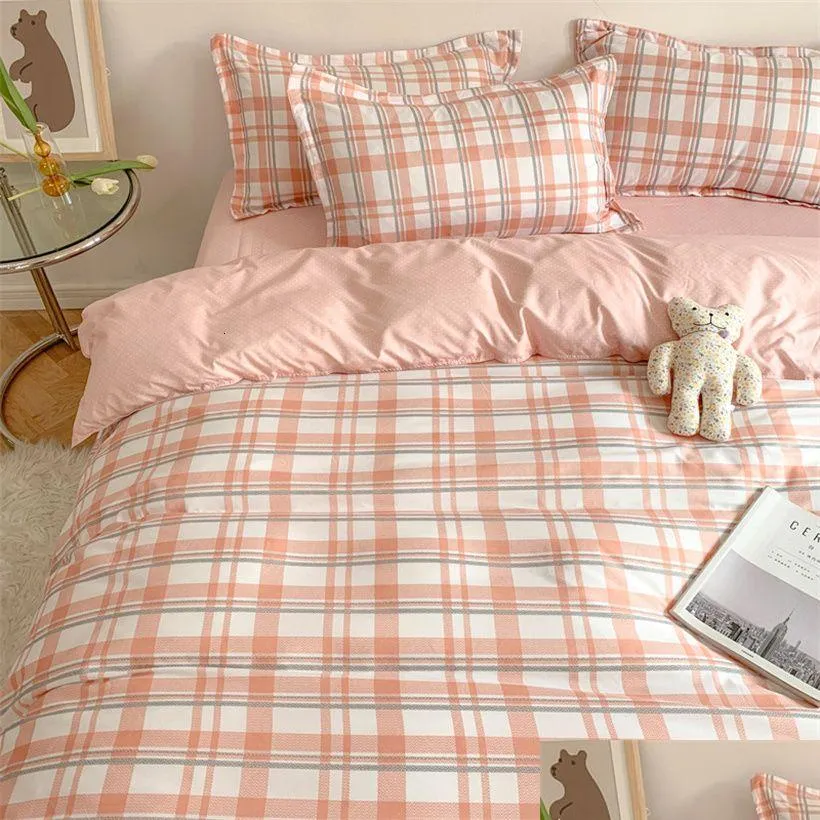 Bedding Sets Nordic Duvet Er And Bedsheet 220X240 Quilt Fashion 150X200 Luxury Set Soft Plaid Bed Linen 230213 Drop Delivery Home Ga Dhrvw