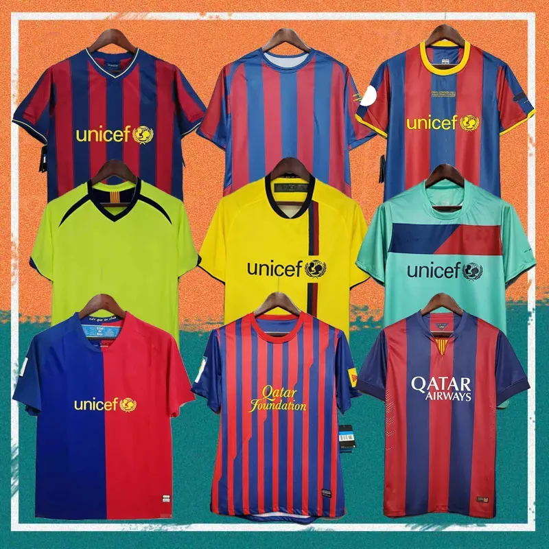 Maglie da calcio di Barcellona Retro Messis 2005 2006 2007 2008 2009 2010 2012 2012 2013 Shirt vintage Ronaldinho Xavi A.iniesta Henry 14 15 16 17 Uniforme calcistica