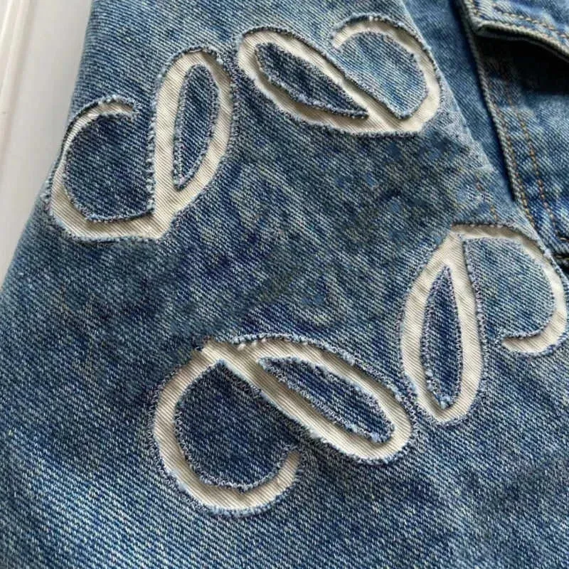 Frühlings-Jeansjacke für Damen mit gesticktem Buchstaben, Designer-Outwear, langärmelige Mäntel, Oberteil, Cowgirl-Kleidung