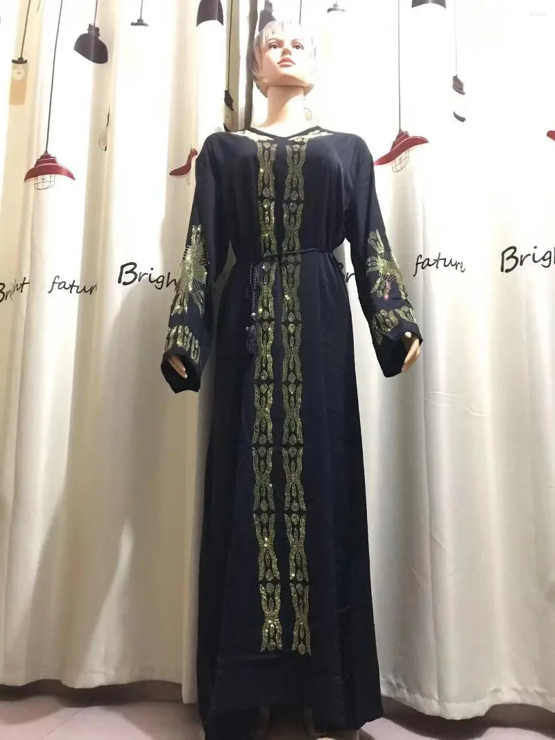 Vêtements ethniques Mode lâche Dubai Abaya Robe de femme musulmane Taille Corde Diamant Arabe Abayas pour femmes Robe longue Robes de bal