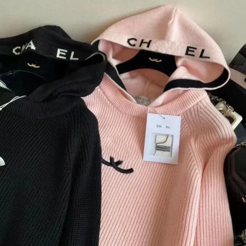 Дизайнерские женские трикотажные футболки-свитер высокого качества с вышитыми буквами, свободные повседневные вязаные кардиганы с капюшоном и длинными рукавами, верхняя одежда