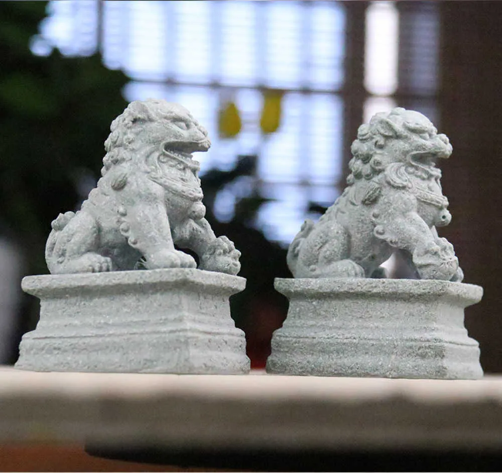 CUTICATE 2 Pieces Mini Stone Lion Statues Aquarium Decoration Feng Shui Decor Collection Tank Ornament For Entrance Desk New Year