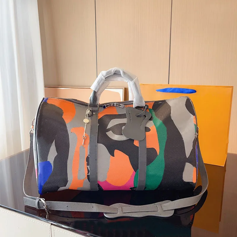 Travel Bags Mens Duffle Bag Graffiti Men Tote Bag Women Handbags Fashion Luxury Travel Bags Luggage Bags Extra Large Crossbody Totes Sport Outdoor
