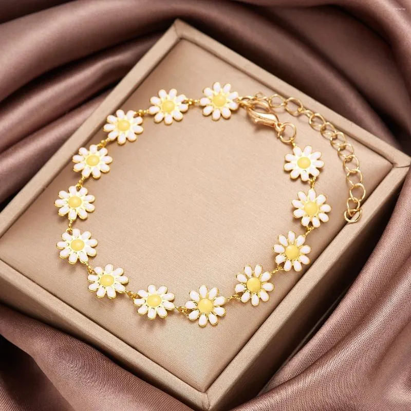 Daisy Charm Bracelet: Cute Gold Flower Bangle for Women Girls